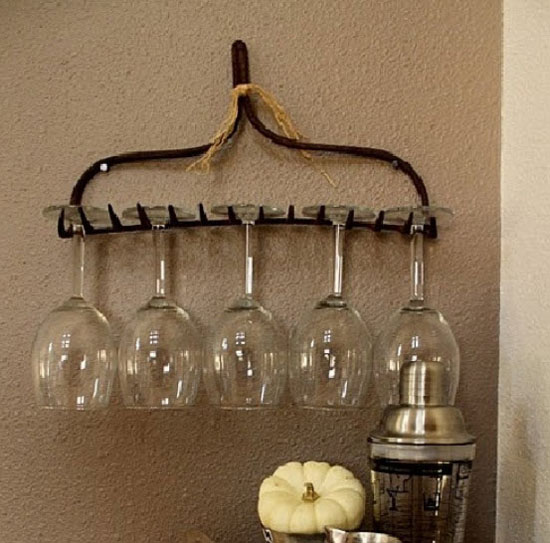 DIY Garden Rake Wineglass holder
