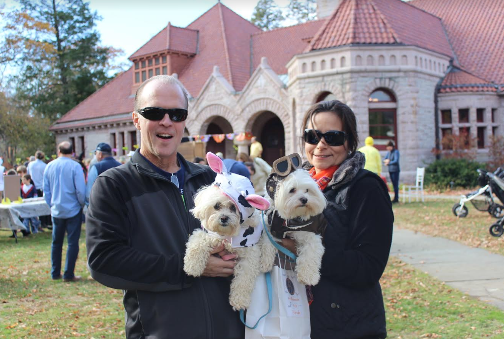 Halloween Pet Parade in Southport Village at Pequot Library