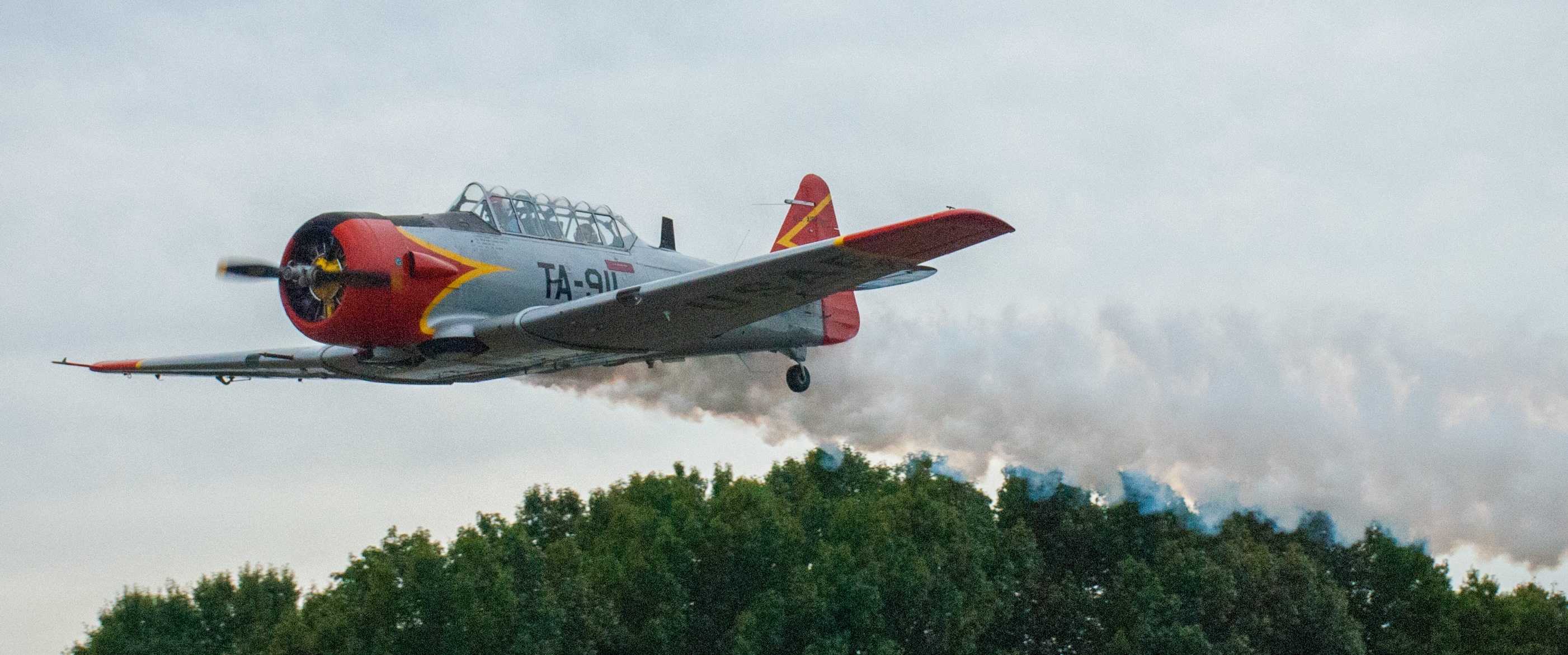Simsbury Fly-In, Car Show & Food Truck Fest
