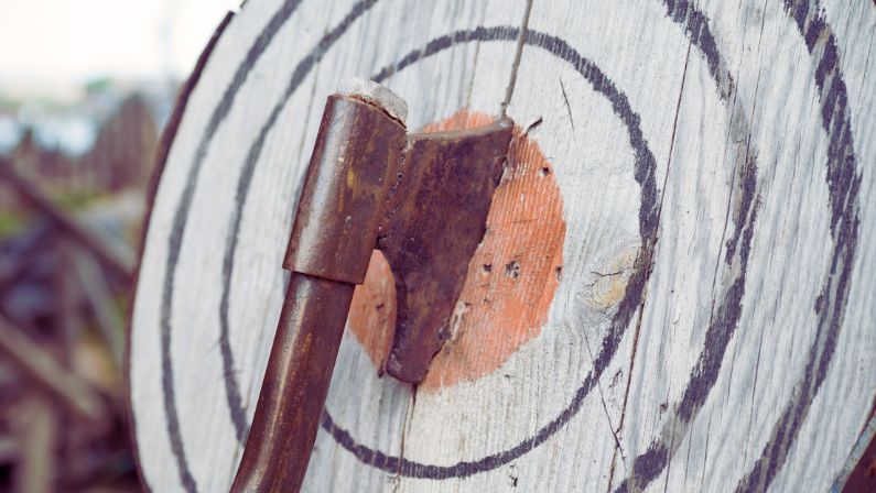 axe throwing half full brewery