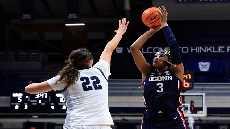 UConn Women's Basketball vs Butler at XL Center