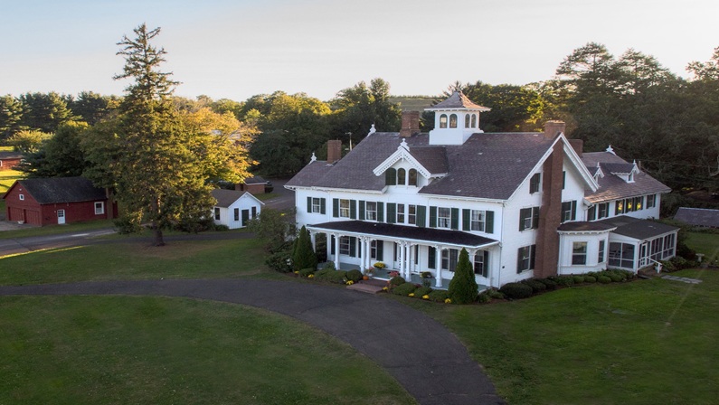 The Lyman Homestead Tours at Lyman Orchards