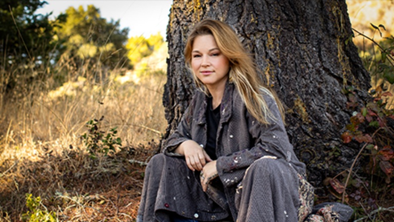 Crystal Bowersox at Infinity Music Hall