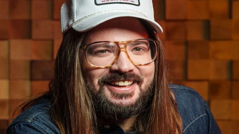 Dusty Slay at Hartford Funny Bone Comedy Club