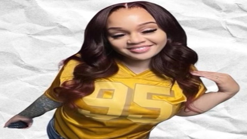 Mona Love aka Don't Call Me Whitegirl at The Stress Factory Bridgeport