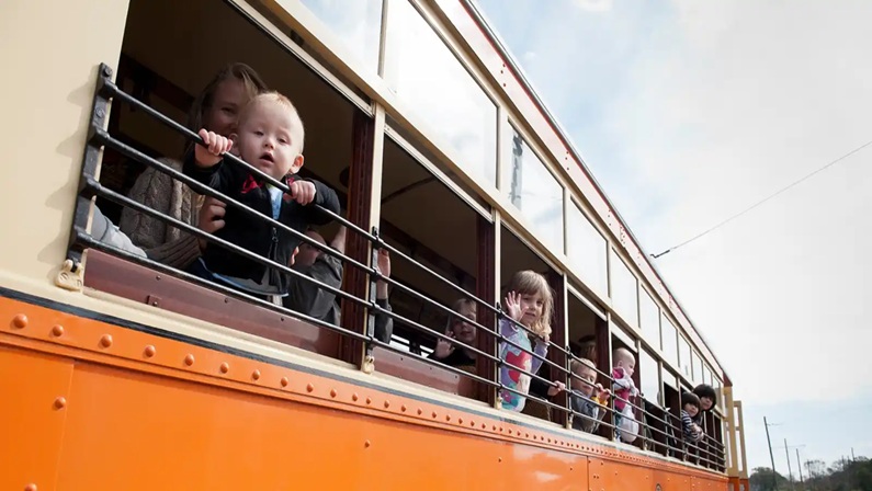 Celebrate Mother’s Day Weekend! at Shore Line Trolley Museum