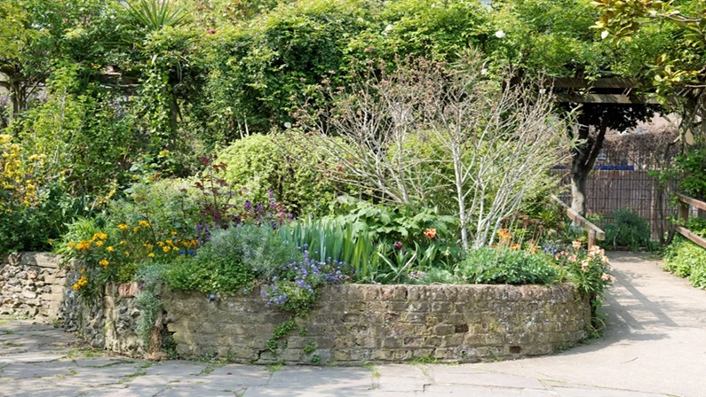 Garden Conservancy Open Days: New London County Gardens Tour